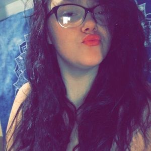 Meet your Posher, Ali